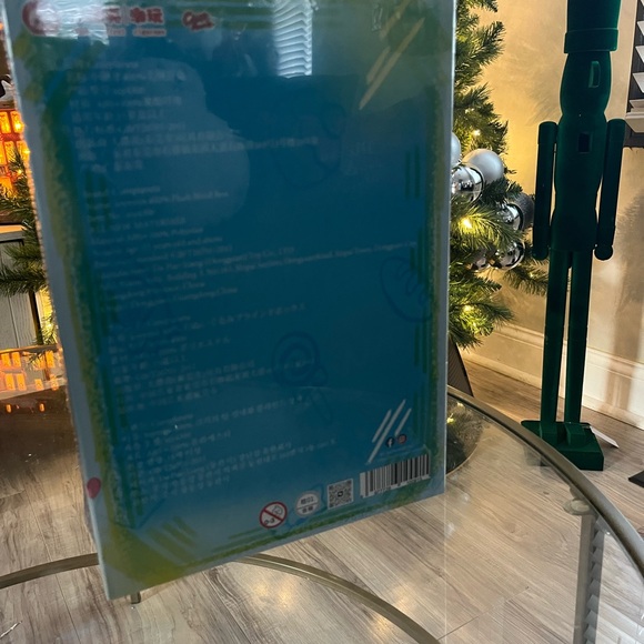 No longer available!
Joymiya 400% blind box might be a secret who knows! 🎁 - Picture 5 of 7